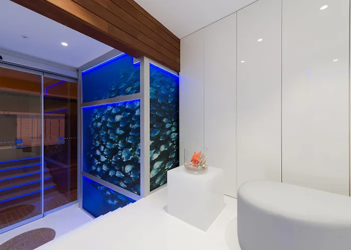 Wavia - Adults Only 3*