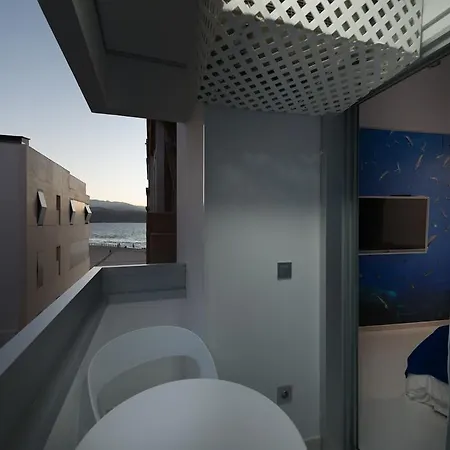 Wavia - Adults Only Canteras