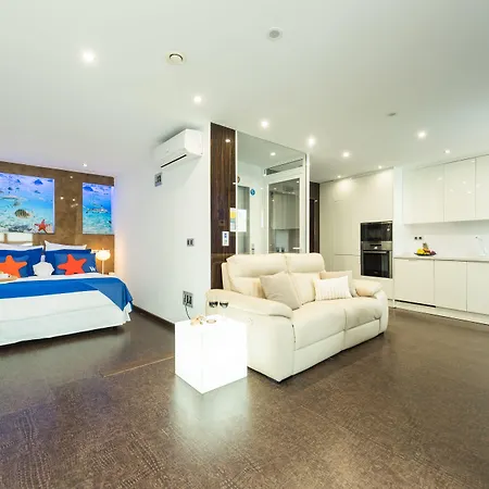 Hotel Wavia - Adults Only