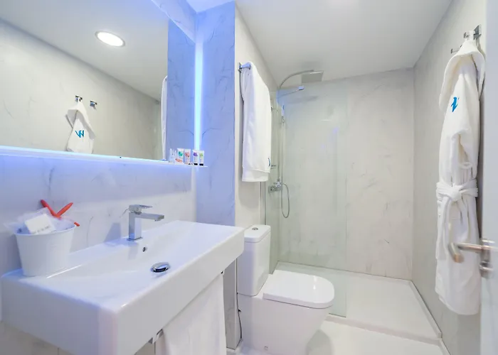 Wavia - Adults Only 3*